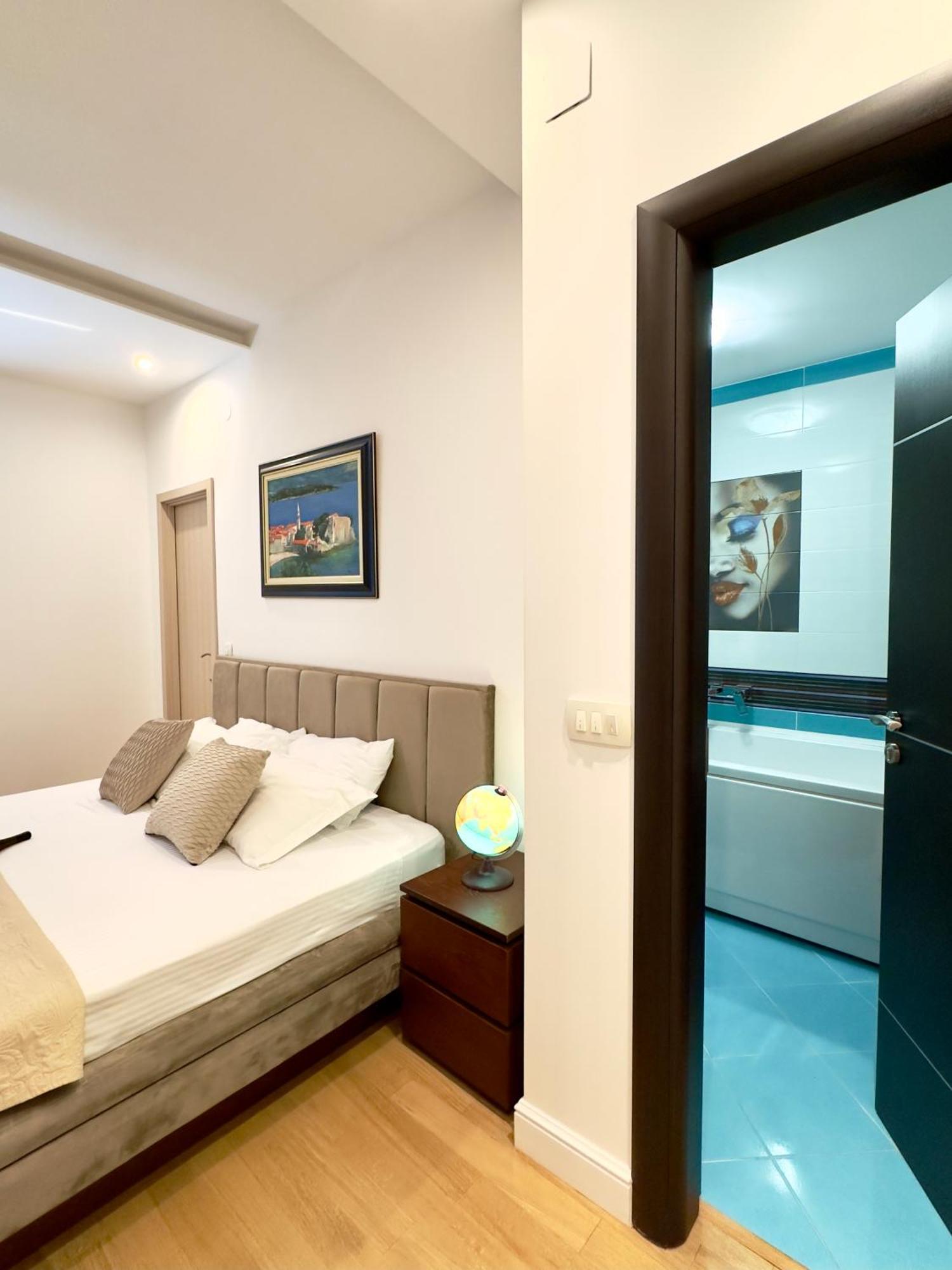 Lux Superior Apartment 120M2 In Heart Of Budva Exteriör bild