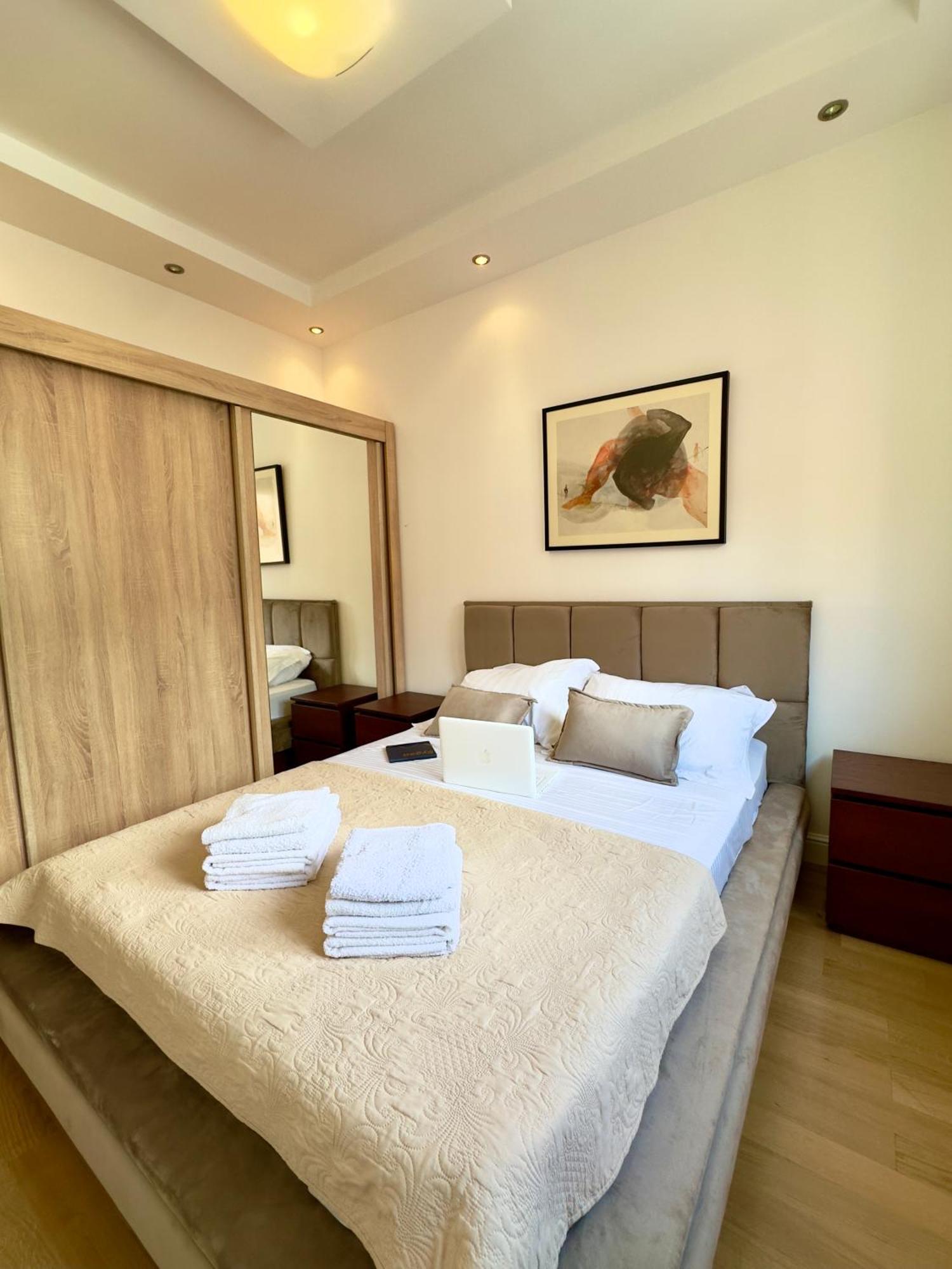 Lux Superior Apartment 120M2 In Heart Of Budva Exteriör bild