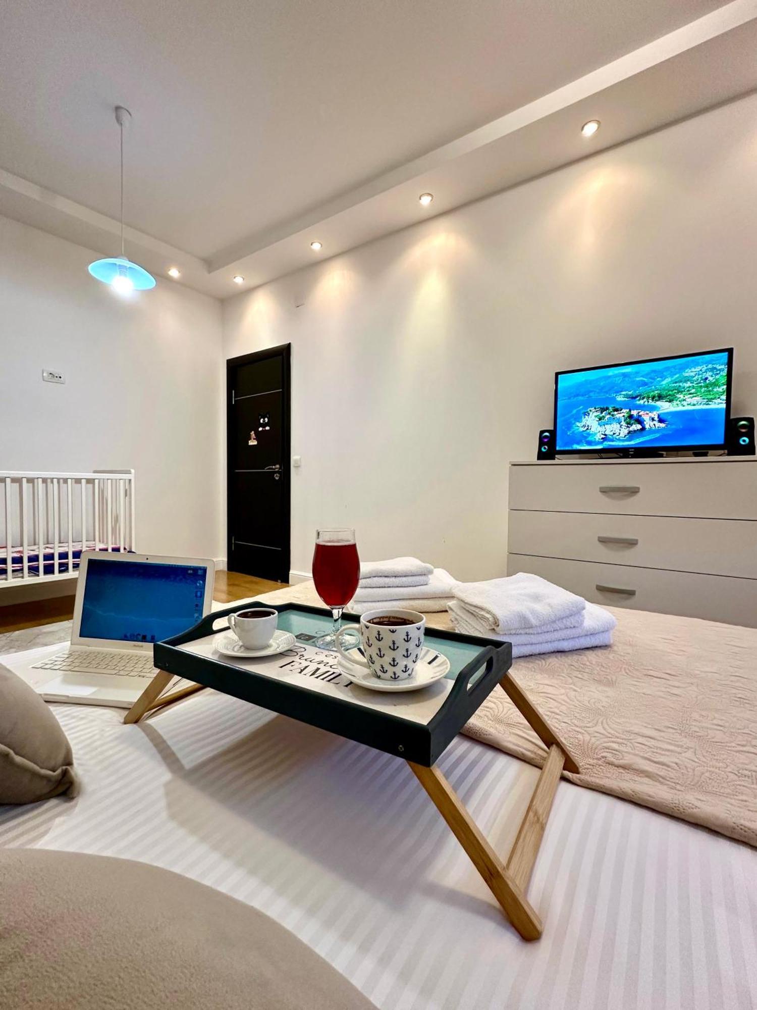 Lux Superior Apartment 120M2 In Heart Of Budva Exteriör bild